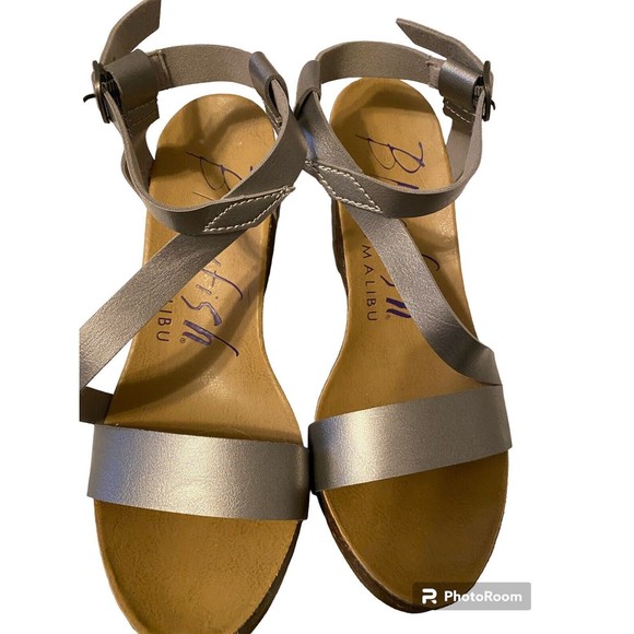 Blowfish Malibu Women's Metallic Size 8 Wedge Sandal - Picture 1 of 6